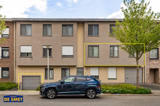Via het zoekertje op onze website (https://www.vastgoeddesmet.be/appartement-te-koop-in-aartselaar/7640208) kan u terecht voor een virtueel bezoek...