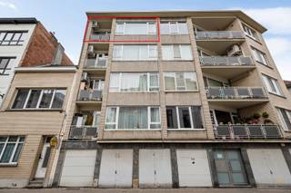 Ruim 4-slaapkamer hoekappartement te koop in hartje Antwerpen,Dit hoekappartement met 4 slaapkamers is gelegen op een toplocatie in het centrum van...