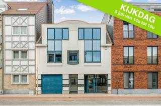 KIJKDAG zaterdag 5 juli van 14u tot 16u! Gerenoveerde bel-etage gelegen in het centrum van Mol. Alle faciliteiten (winkels, horeca,...