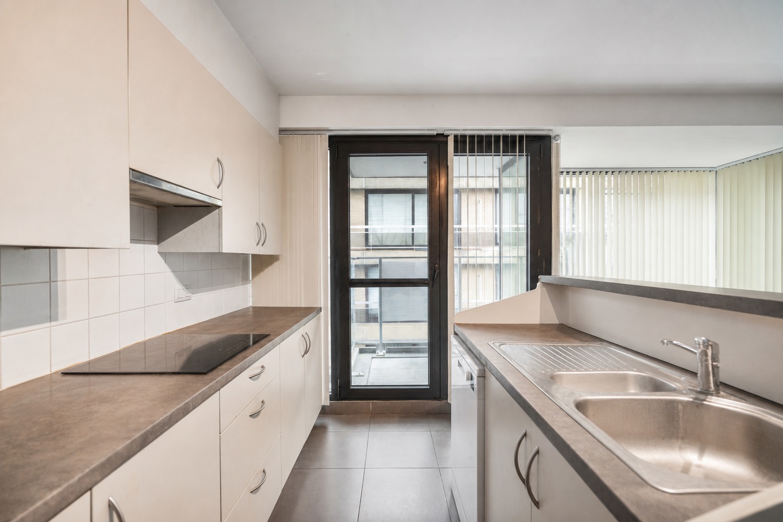 Instapklaar appartement met terras te koop in Blankenberge! - foto 5