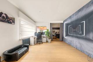 Belle et MAISON RÉNOVÉE ÉCONOMIQUE EN ÉNERGIE avec ALLÉE, JARDIN, mancave et 3 CHAMBRES !PANNEAUX SOLAIRES, CHAUFFE-EAU SOLAIRE, DOMOTIQUE, VITRAGE...