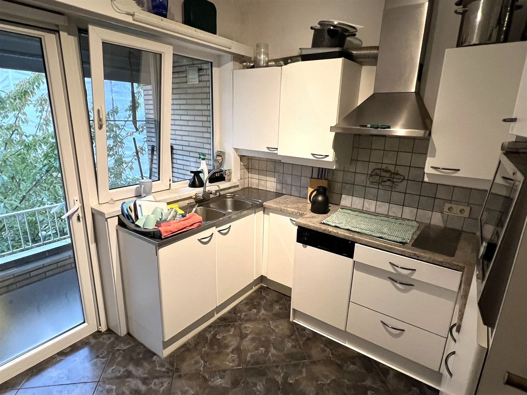 Residentieel gelegen, ruim en praktisch appartement - foto 3