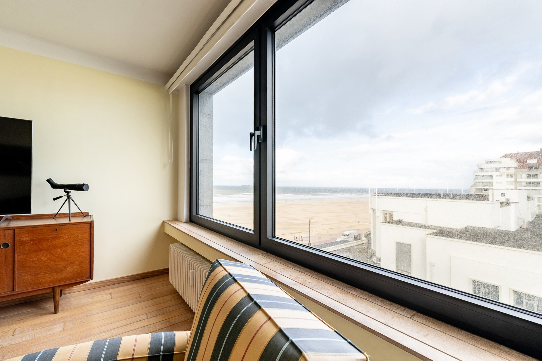 Lichtrijk appartement met zijdelings zeezicht  - foto 2