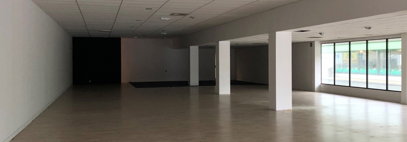 TOPLOCATIE IN RETAIL PARK MAMMOET 3 ROESELARE - foto 3