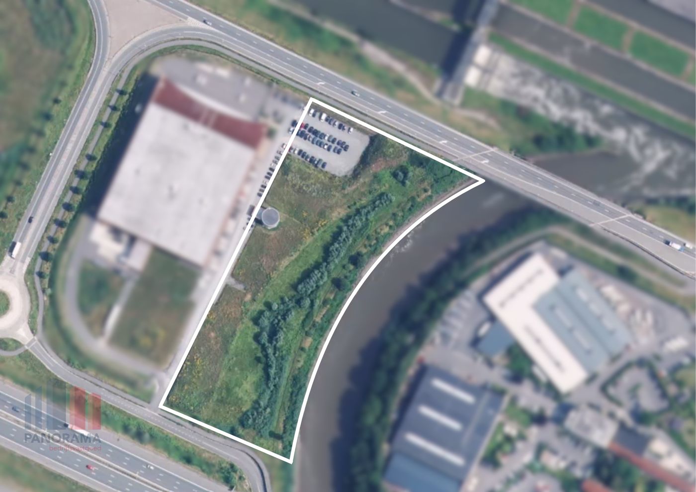 5000 m² gebouw op maat op absolute toplocatie tussen R4 en E40 - foto 2