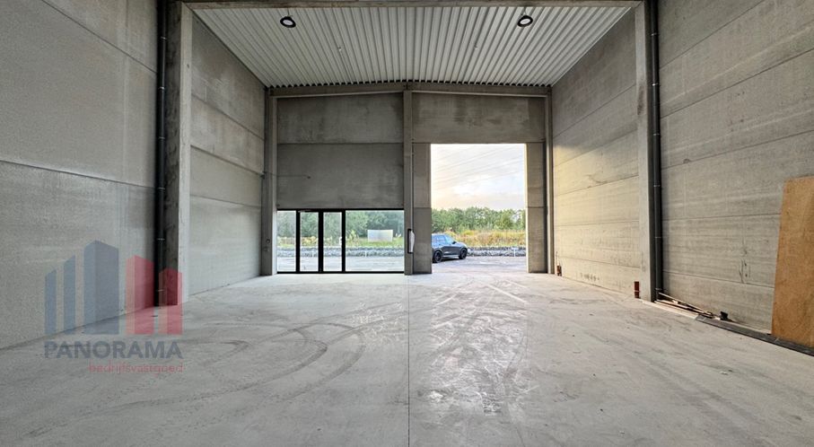 Nieuwbouw kmo unit te huur van 216 m², onmiddellijk beschikbaar! - foto 2