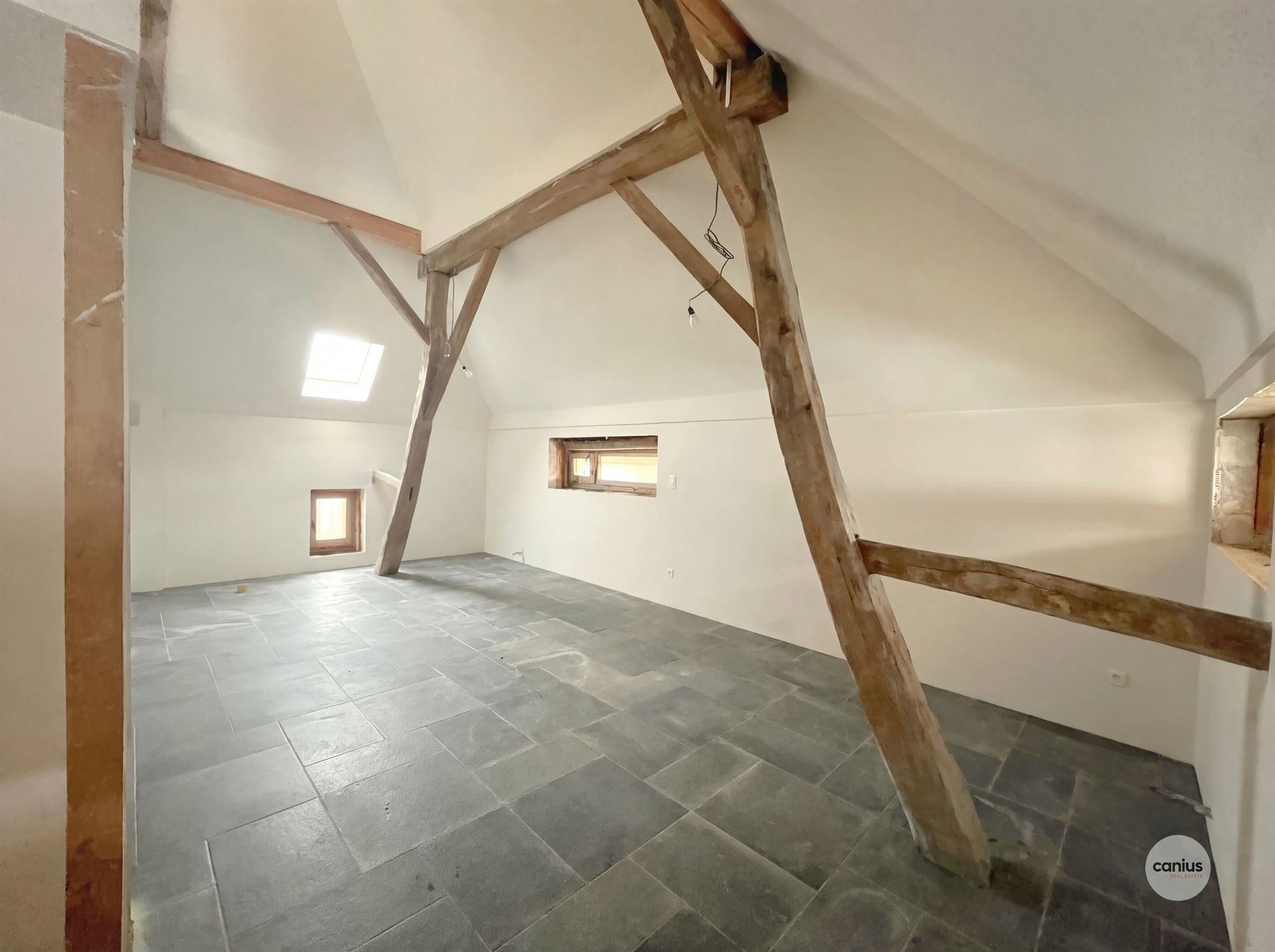 UNIEK APPARTEMENT MET 2 SLPKS EN TERRAS - foto 3