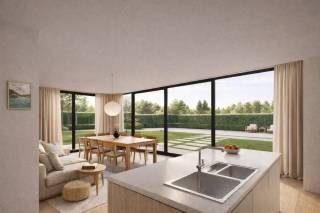 In het gegeerde Bottelare, een rustige en gezellige plattelandsgemeente, bieden we twee hedendaagse nieuwbouwwoningen aan die het beste van twee werelden combineren: landelijk wonen met een vlotte verbinding naar Gent.<br />Bottelare staat bekend om zijn dorpsgevoel, groene omgeving en aangename leefkwaliteit. Je woont hier te midden van natuur en open ruimte, met tal van wandel- en fietsmogelijkheden vlakbij, terwijl winkels, scholen en het stadsleven van Gent zich op korte afstand bevinden.<br />Deze nieuw te bouwen woningen worden hedendaags en energiezuinig. Zo wordt er onder meer gewerkt met vloerverwarming gekoppeld aan een warmtepomp, zowel op de gelijkvloerse- als op de eerste verdieping. Optimaal comfort en een laag energieverbruik!<br />Er is ook extra aandacht voor lichtinval en praktische indeling. Op de gelijkvloerse verdieping is er een inkomhal met apart toilet, een eet- en leefruimte, een open geïnstalleerde keuken en een praktische garage. Op de eerste verdieping tellen we 3 slaapkamers, een badkamer en een apart toilet. <br />Een ideale woonkans voor wie rustig en energiezuinig wil wonen, met Gent binnen handbereik.<br />- Lot 1: perceel van 582m², woonoppervlakte 144m², € 599.000 excl. BTW en kosten 
- Lot 2: perceel van 775m², woonoppervlakte 157m² € 699.0000 excl. BTW en kosten <br />