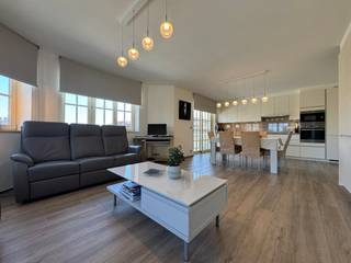 Residentie Lowie is een kleinschalige residentie op de hoek van de Arsenaalstraat en de Langestraat in het historische centrum van Nieuwpoort, met...