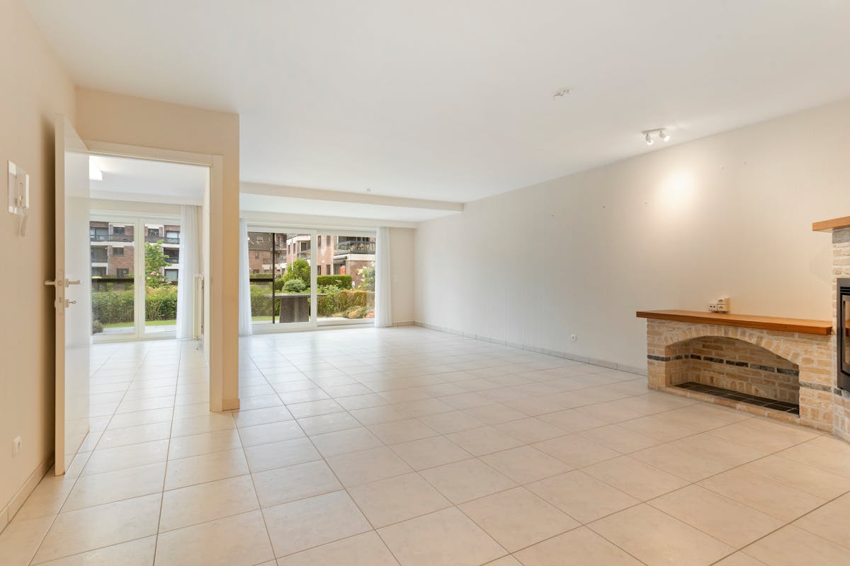 Ruim appartement (103m2) met 2 slaapkamers, terrassen te Sint-Kruis - foto 4