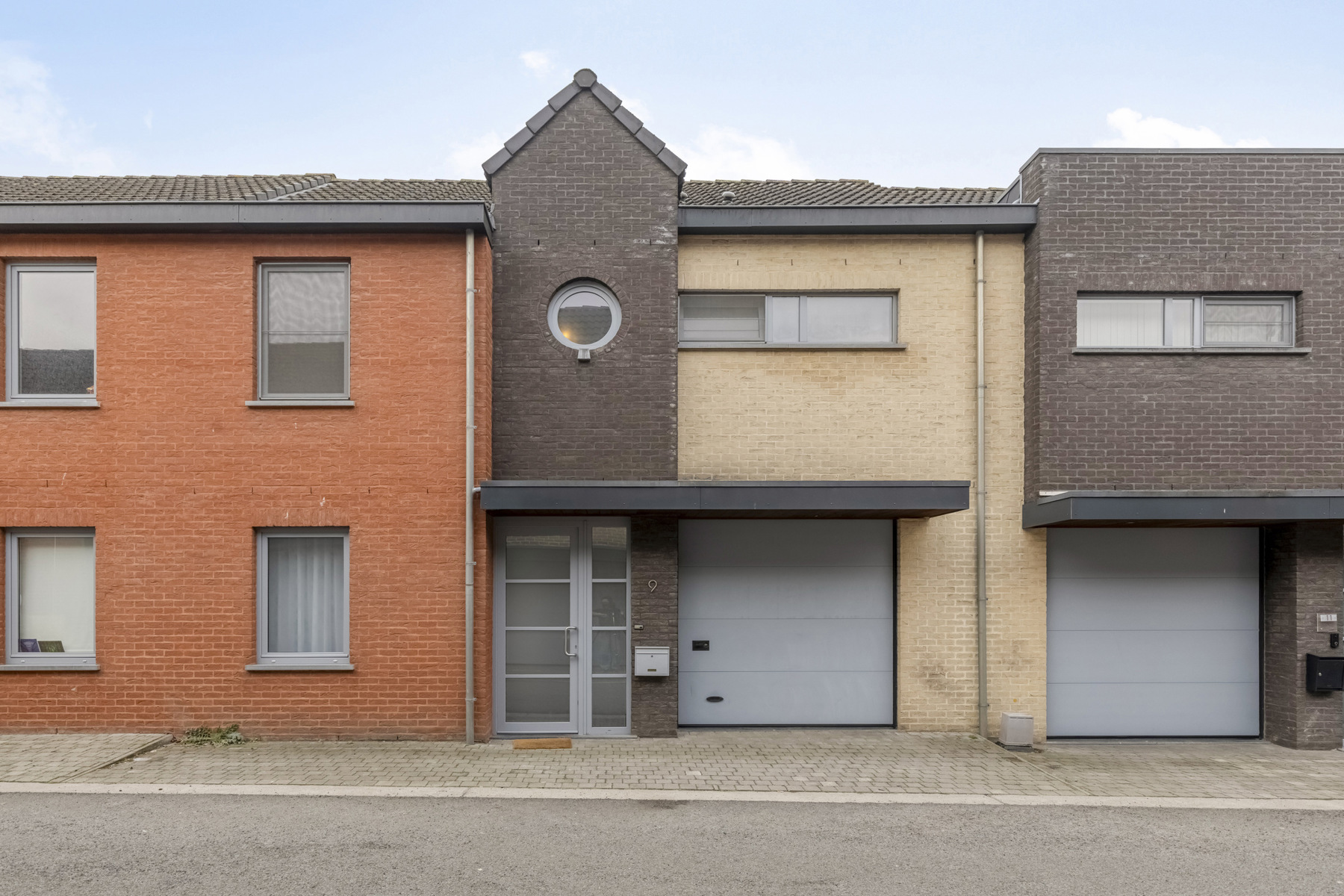 Ruime woning met 3 slaapkamers - foto 1