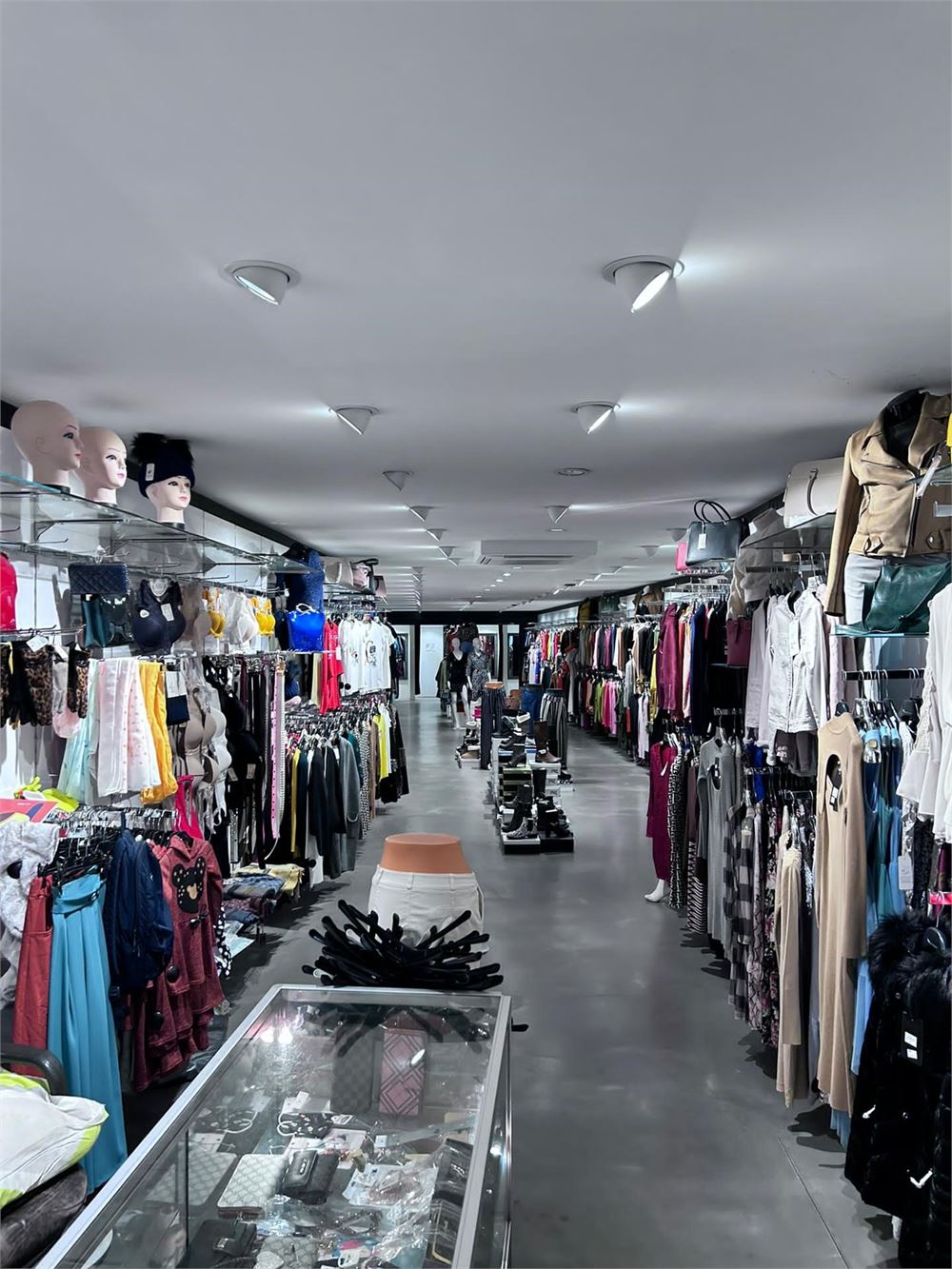 KARAKTERVOL COMMERCIEEL PAND LIER - foto 2