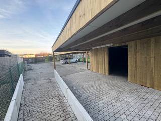 Dit nieuwbouwappartement is gelegen op de eerste verdieping van Residentie Ribera, een kleinschalige residentie langs de Oostendelaan te...