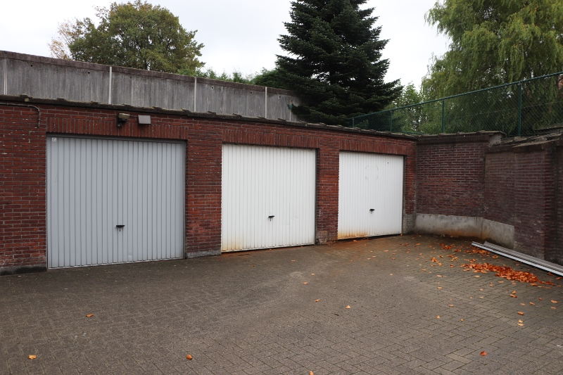 Centraal gelegen garagebox 19m2 - foto 2