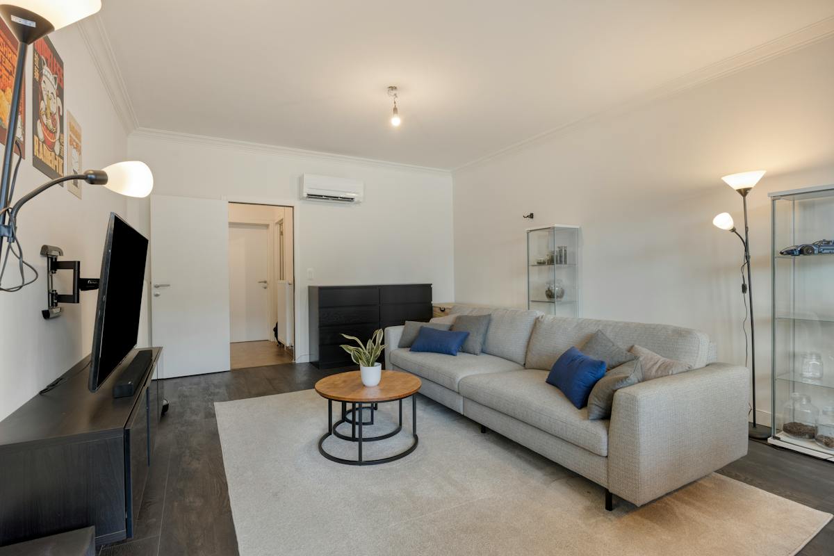 Appartement met 2 slaapkamers en garage te koop in Merksem - foto 3