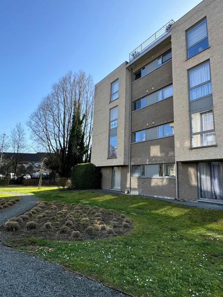 Rustig gelegen appartement met 2 slaapkamers, terras en garage.  - foto 2