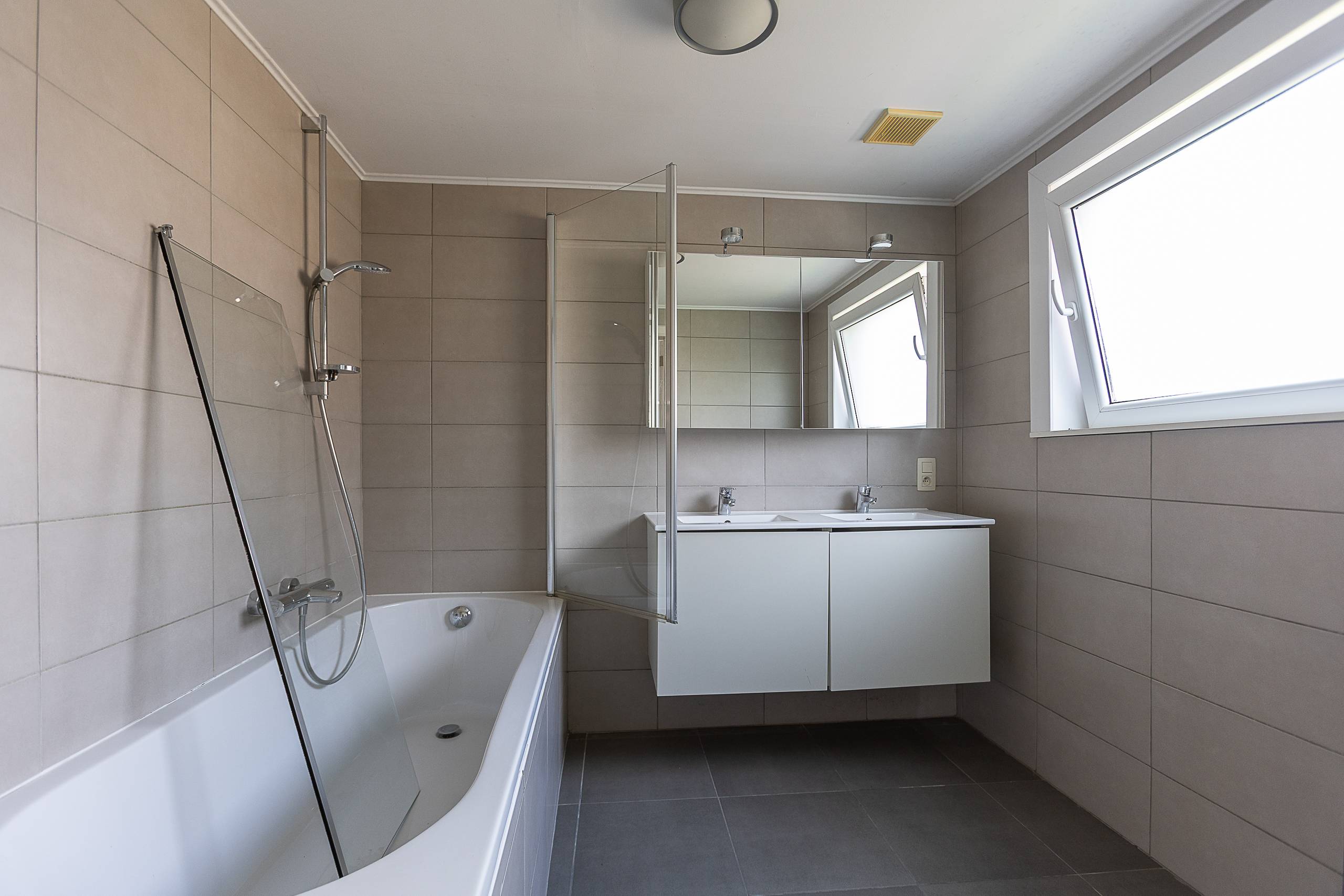 Charmant en verrassend ruim huis te koop in Aalter - foto 5