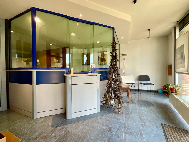 Commercial à vendre à Zele avec 4 chambres - photo 2