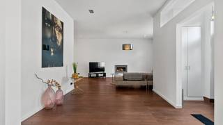 Stijlvolle en volledig ingerichte woning te huur in hartje MaasmechelenDeze prachtige woning is centraal gelegen in Maasmechelen, op wandelafstand...