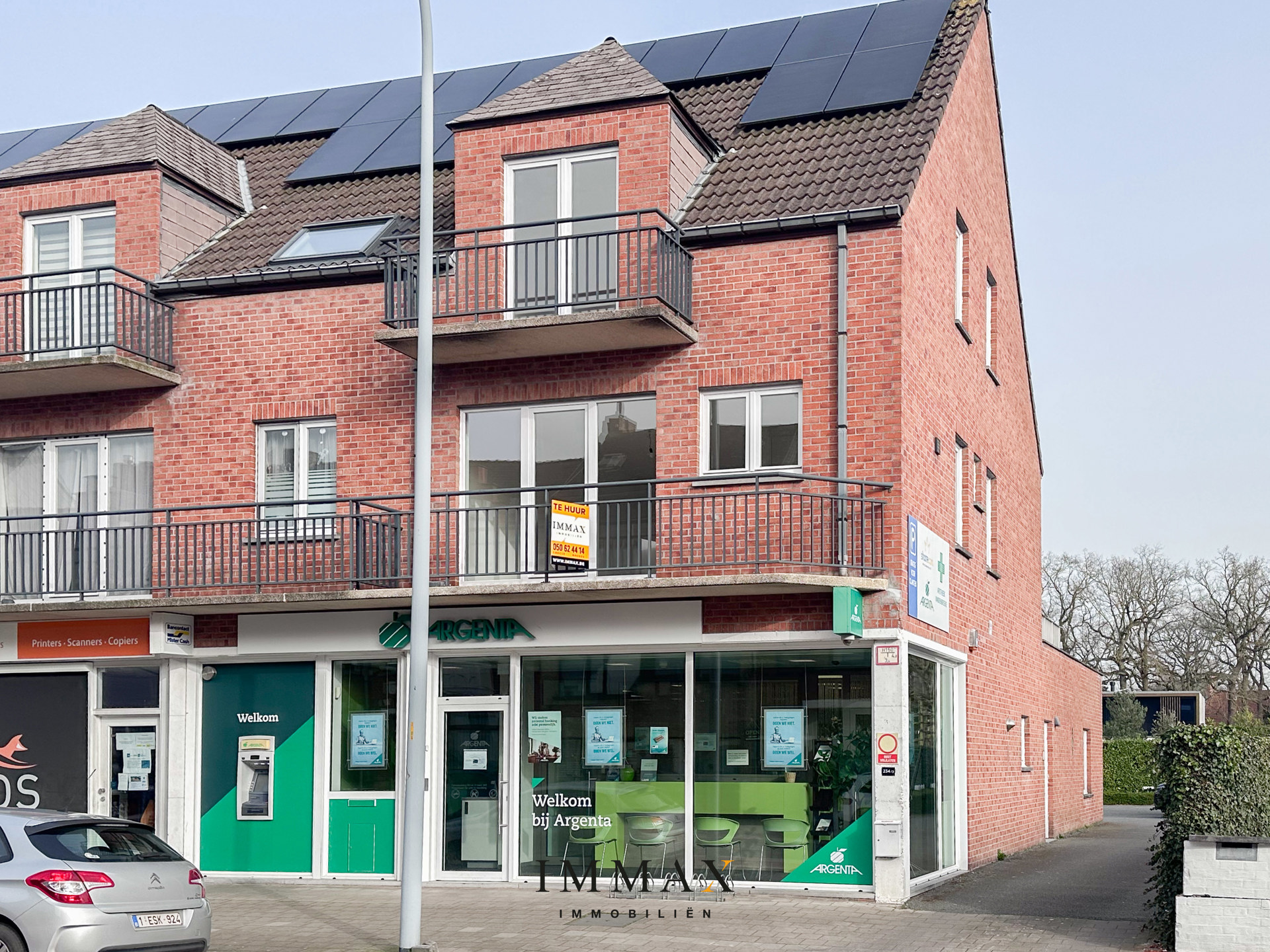 Ruim en instapklaar appartement met 2 slaapkamers en parking - foto 1
