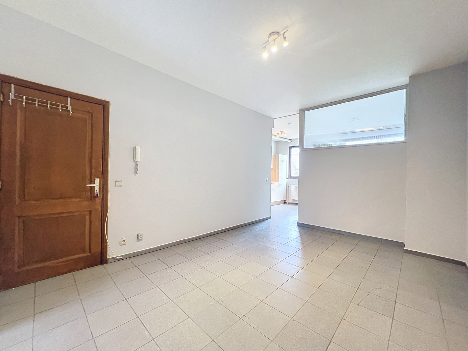 Apartment for rent in Anderlecht with 1 bedroom - photo 2