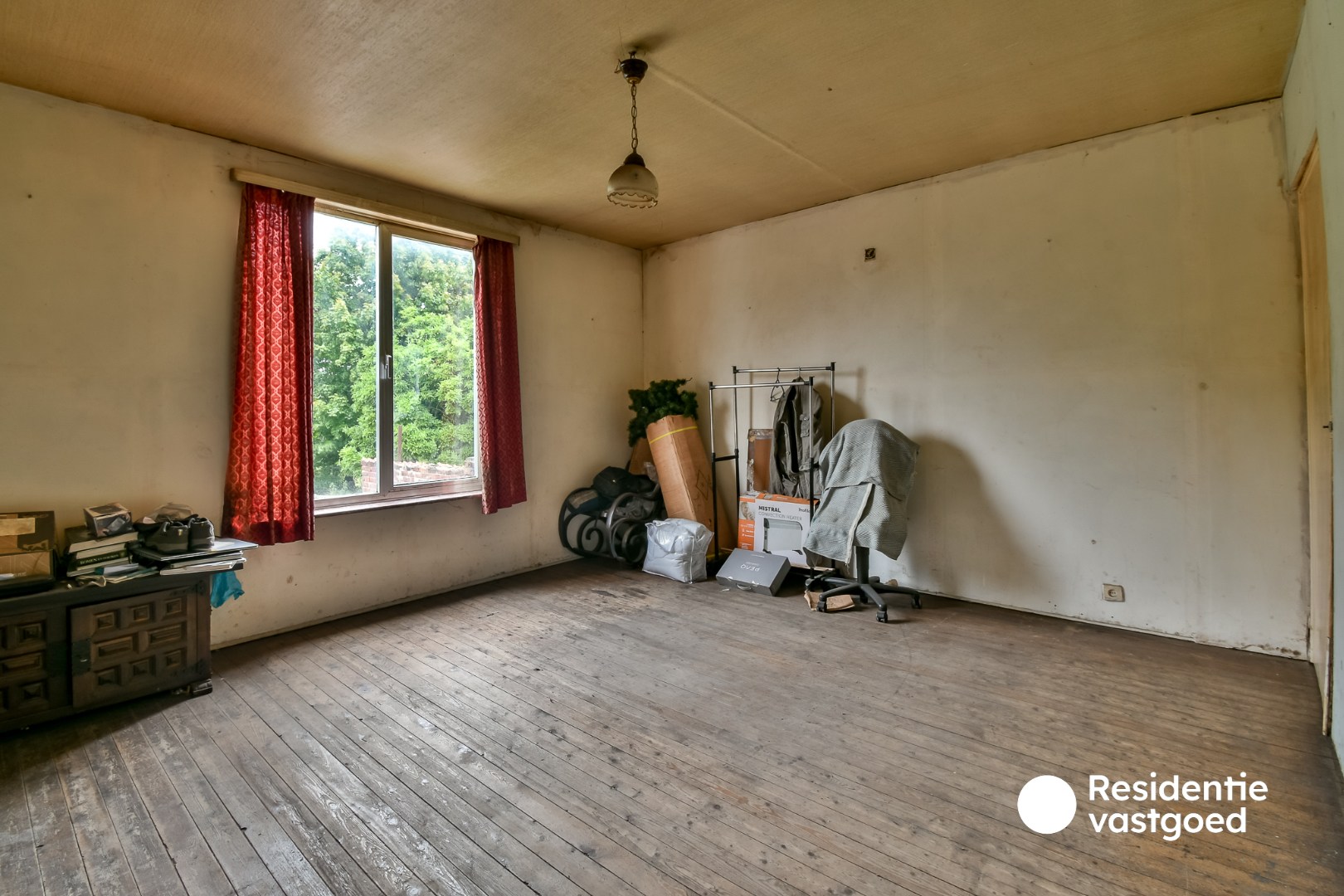 Renovatieproject met veel potentieel in het hart van Torhout! - foto 5