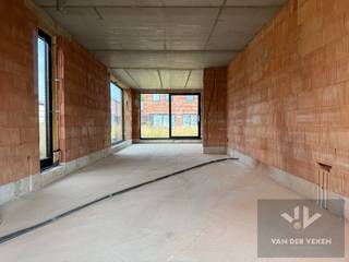 Rustig en centraal gelegen half open BEN-woning met 3 slaapkamers.Opstart werken +- begin november tot +- midden december.Snelle beslissers kunnen...