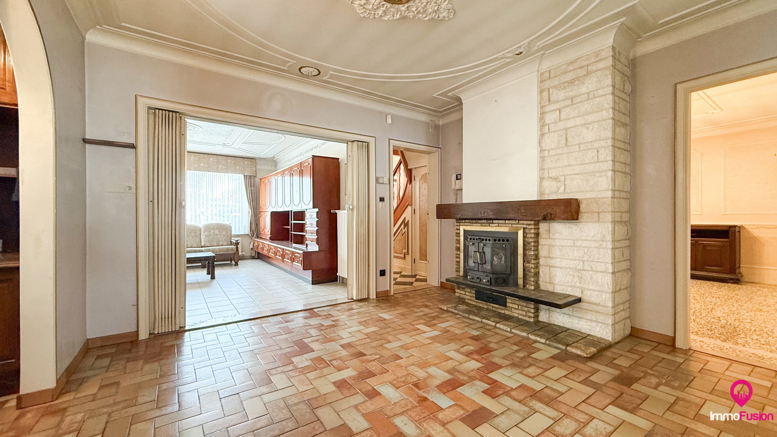 Ruime woning met 4slpk en veel privacy in rustige straat! - foto 4