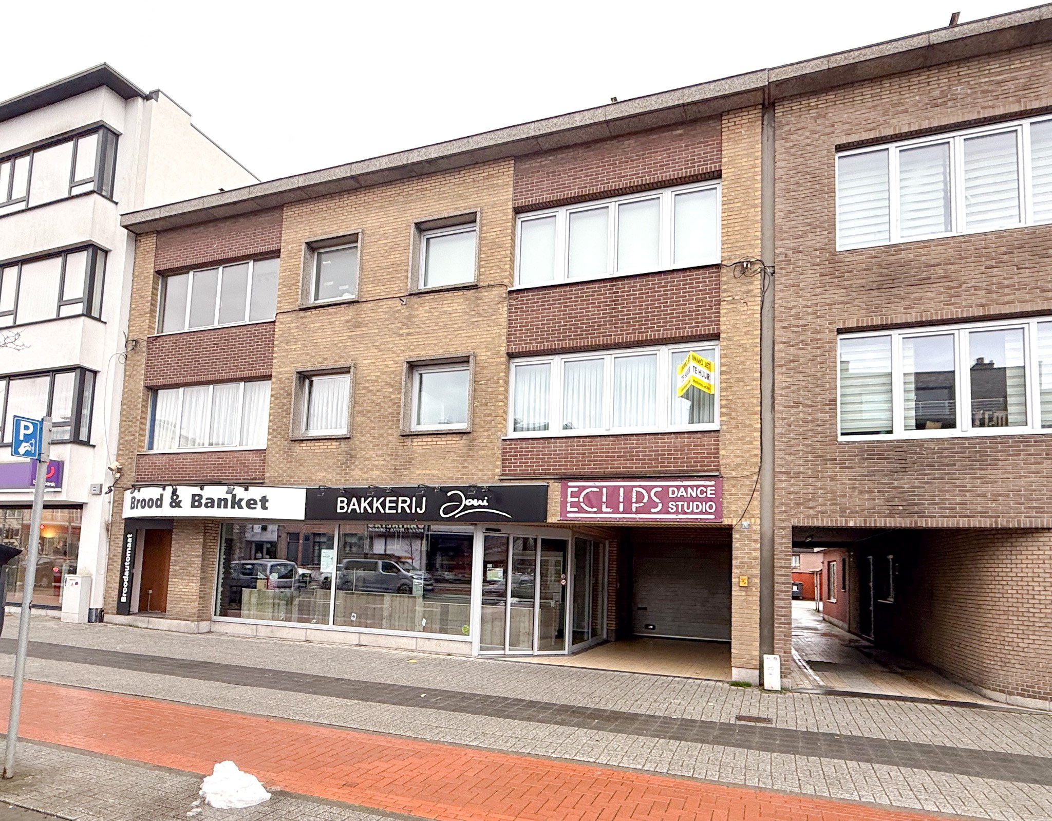 Appartement met 2 slaapkamers op centrale ligging in Beveren - foto 1