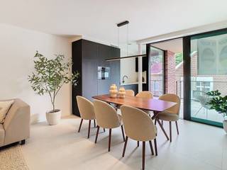 Instapklaar 2-slaapkamer appartement met terras, berging en parkingDit stijlvolle appartement op de tweede verdieping biedt een bewoonbare...