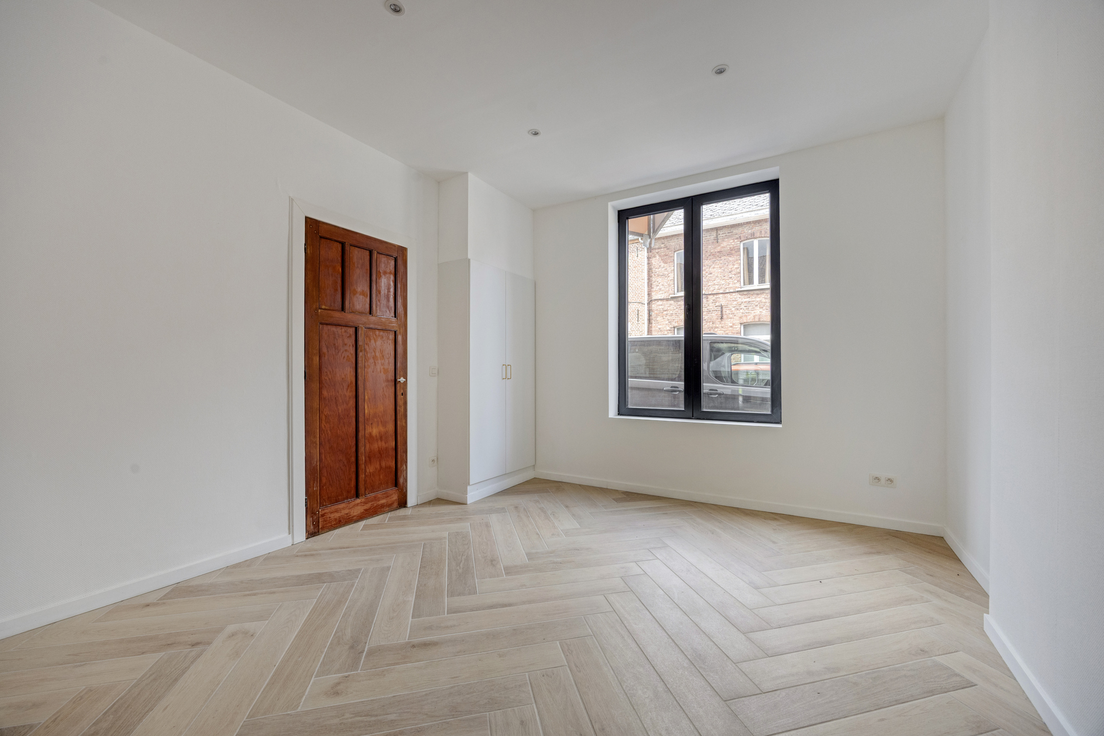 Beautifully renovated home in Hoegaarden - photo 3