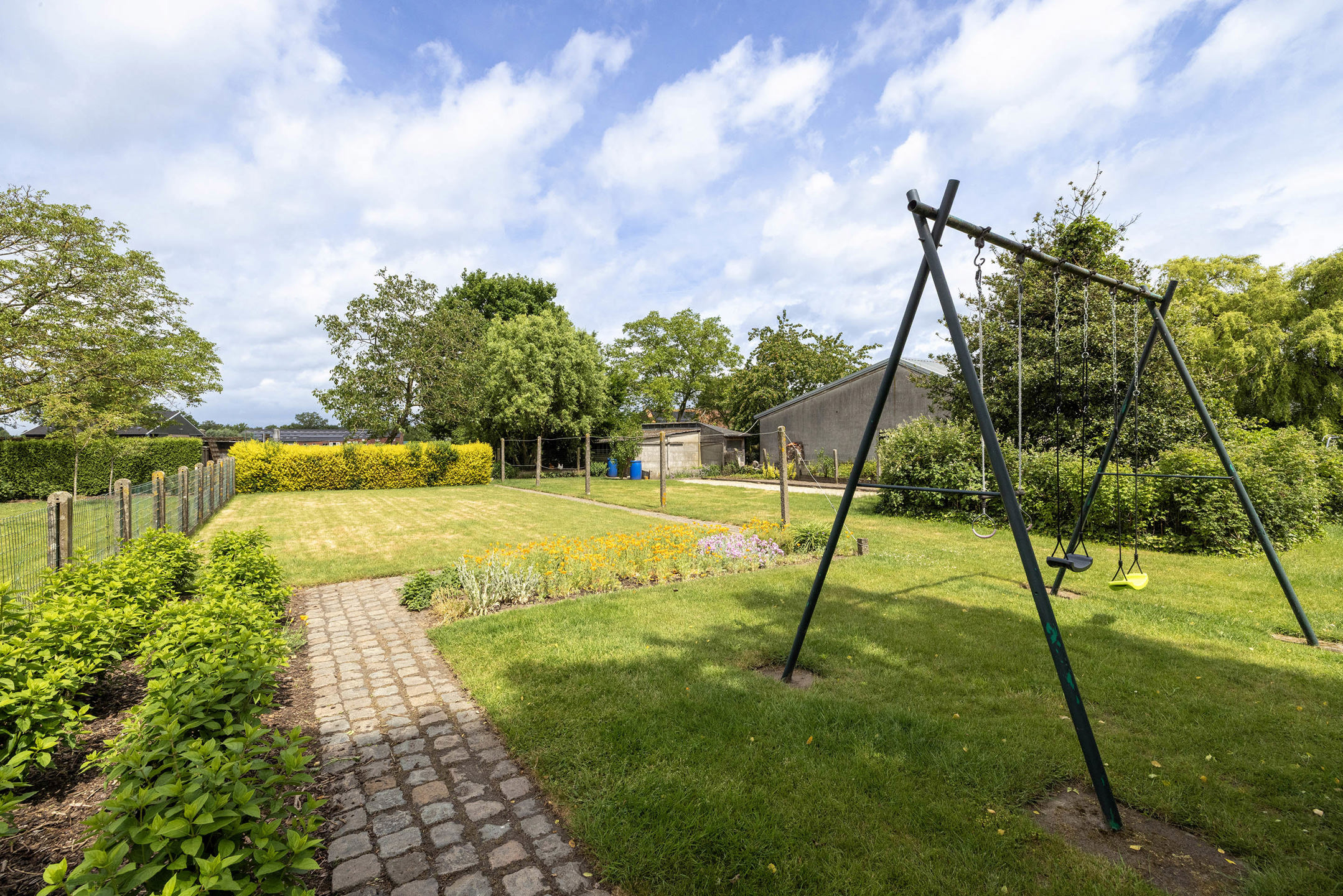 Instapklare, rustig gelegen woning op perceel van 1.480 m²! - foto 5