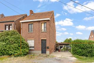 Te renoveren woning op 12 are met rustige doch centrale ligging in Stal (Beringen). Belangrijkste troeven:- Centrale ligging- Ruim perceel- Zeer veel...