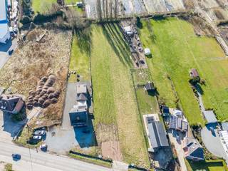 Op zoek naar de ideale plek om je droomhuis te bouwen? Deze bouwgrond, van maar liefst 1757 m², in Lebbeke biedt alles wat je zoekt! Gelegen...