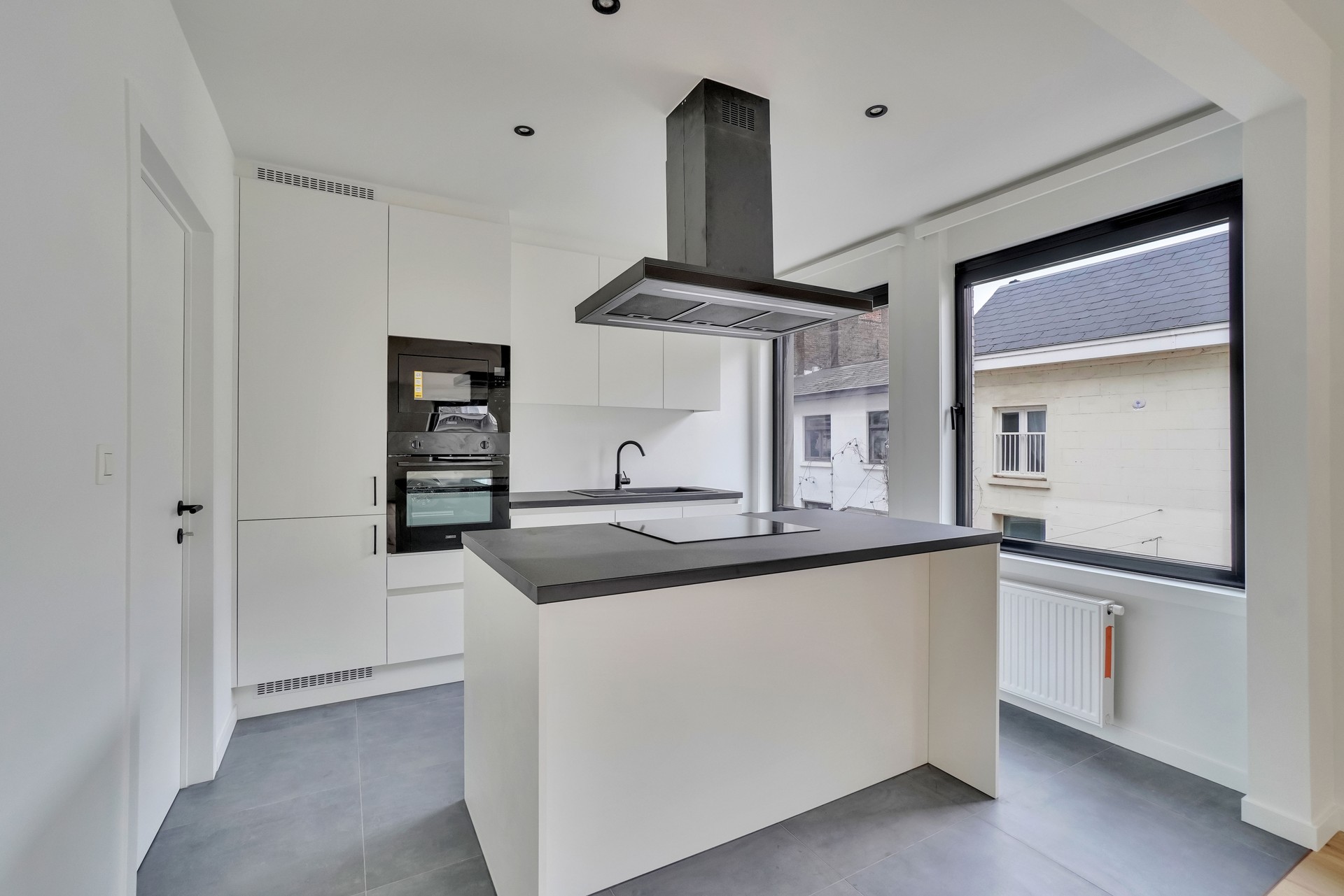 Stijlvol gerenoveerd 2 slaapkamer app. in het centrum Hasselt - foto 4