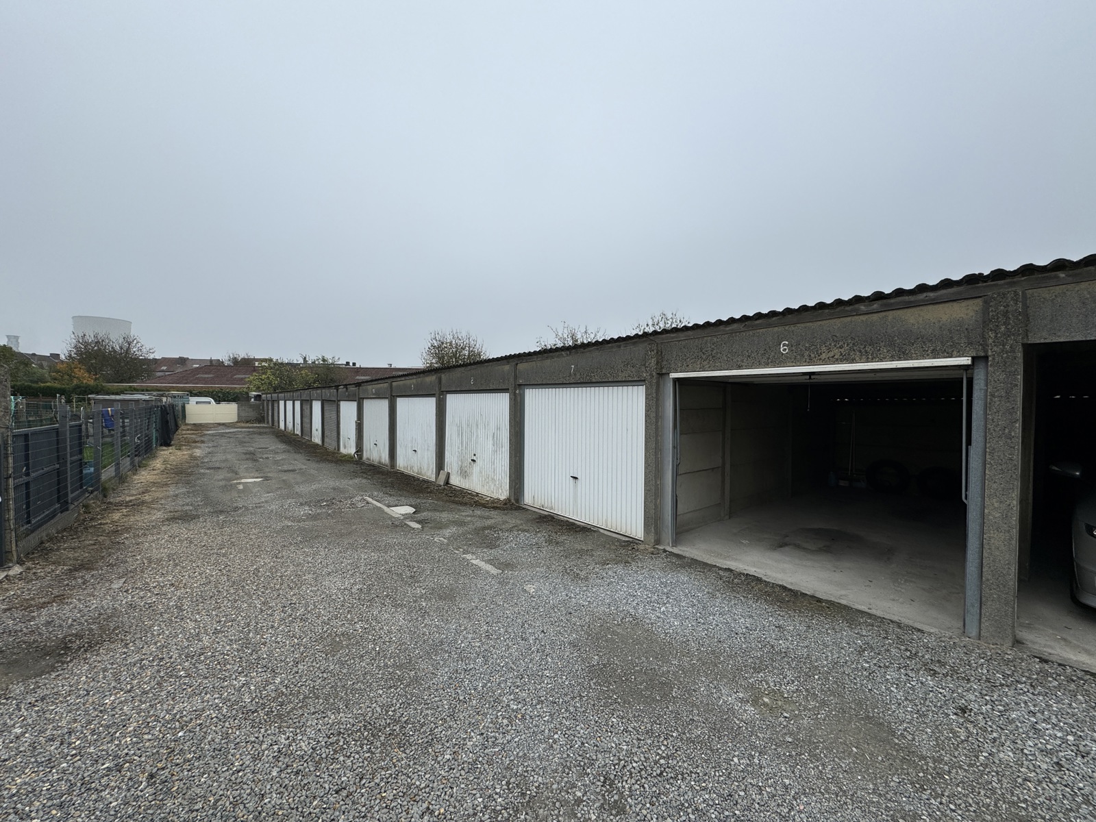 Garage for sale in Sint-Pieters-Leeuw - photo 2