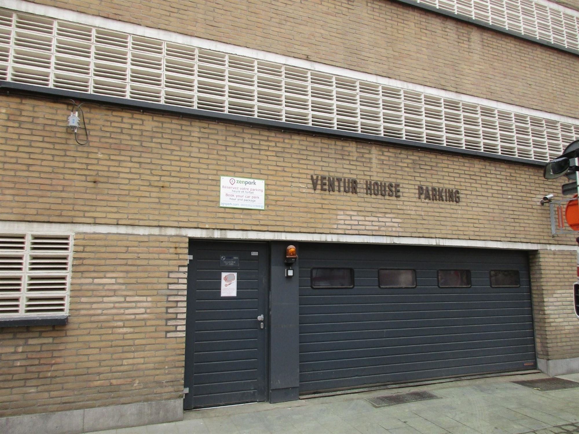 Garage for rent in Antwerp