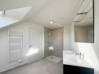 Vandaag nemen we je mee naar een nieuwbouwappartement in de gemeente Bornem. Dit hoogwaardig afgewerkte appartement bevindt zich op een boogscheut...