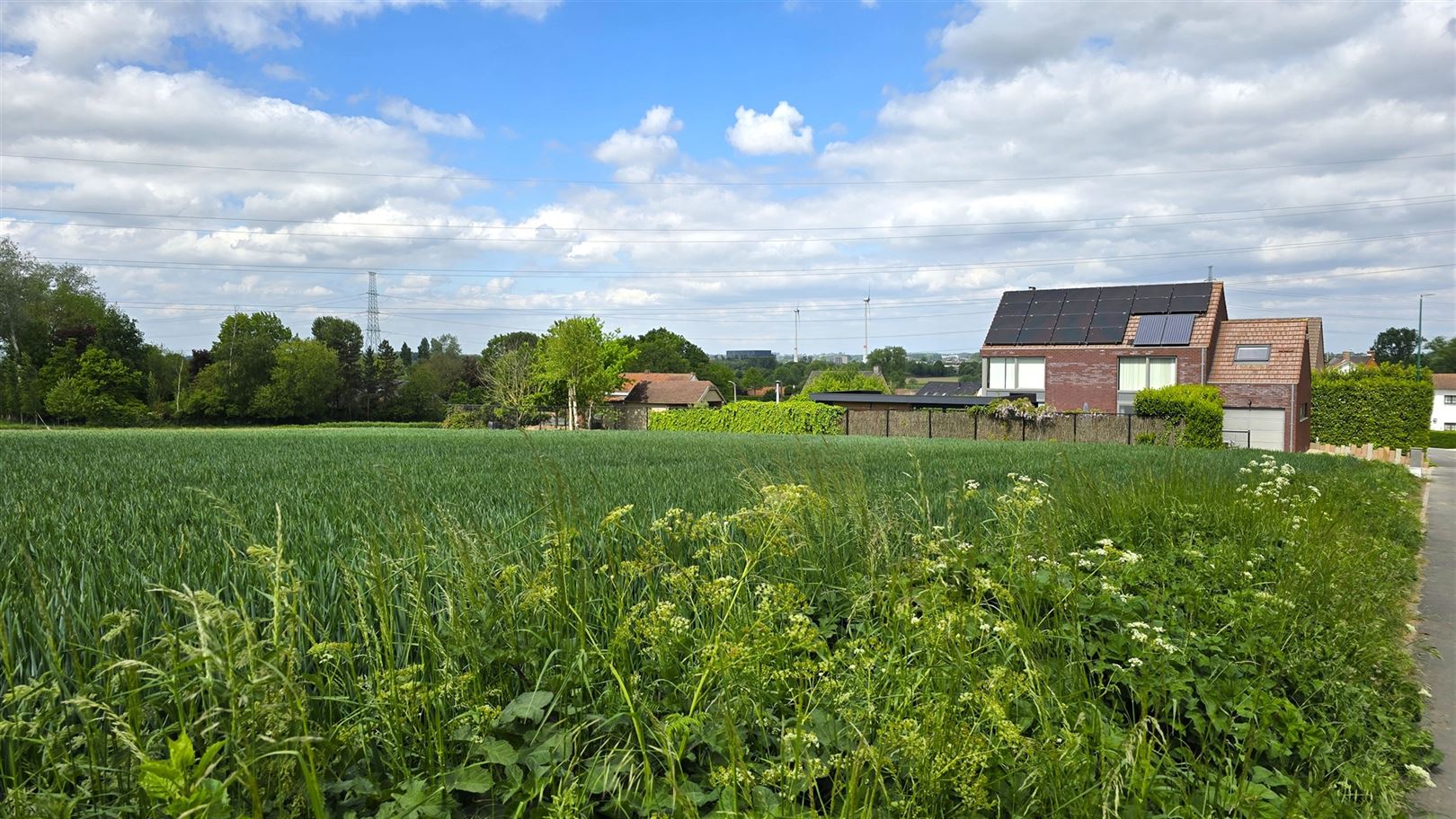 950 m² de terrain constructible avec vue en pente ! - photo 1