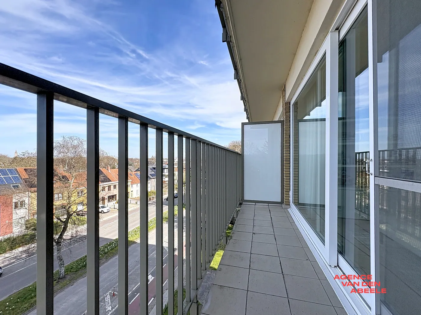 Prachtig gerenoveerd appartement met garage - foto 4