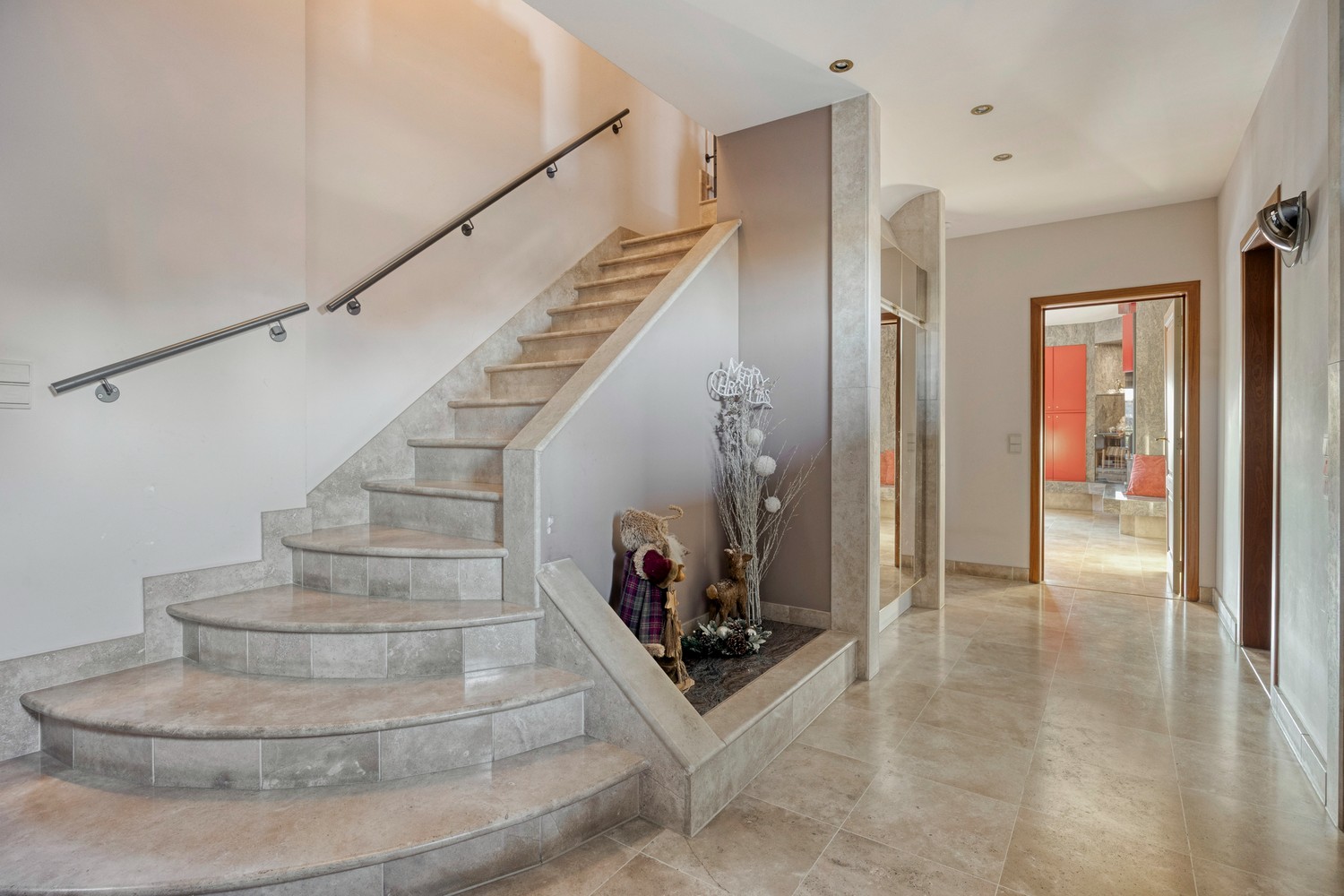 Exclusieve, instapklare villa met royale ruimtes en aangelegde tuin op toplocatie in Heverlee - foto 4