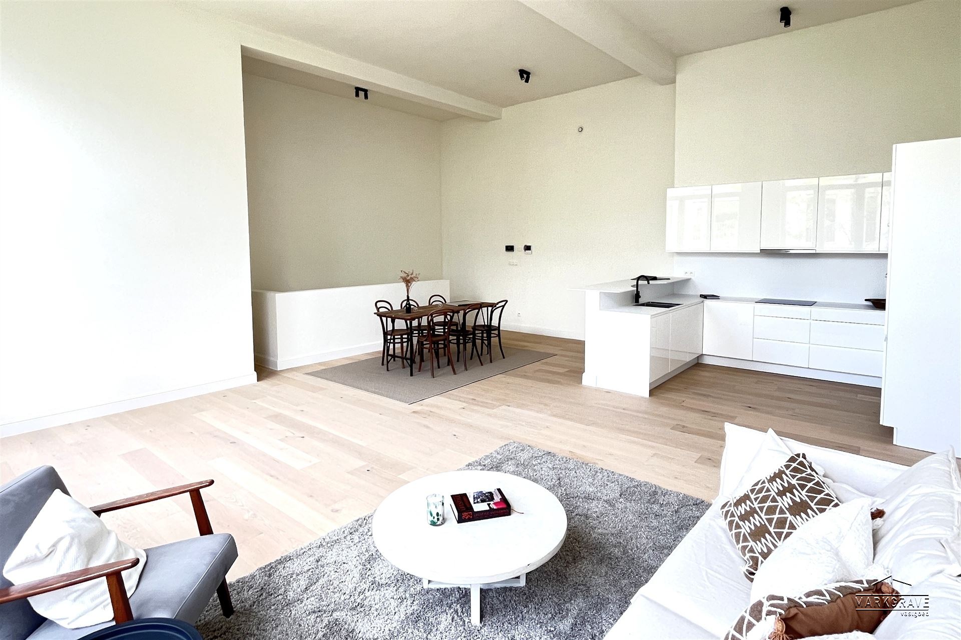 Appartement in Monumentaal complex met gemeenschappelijke tuin - foto 4
