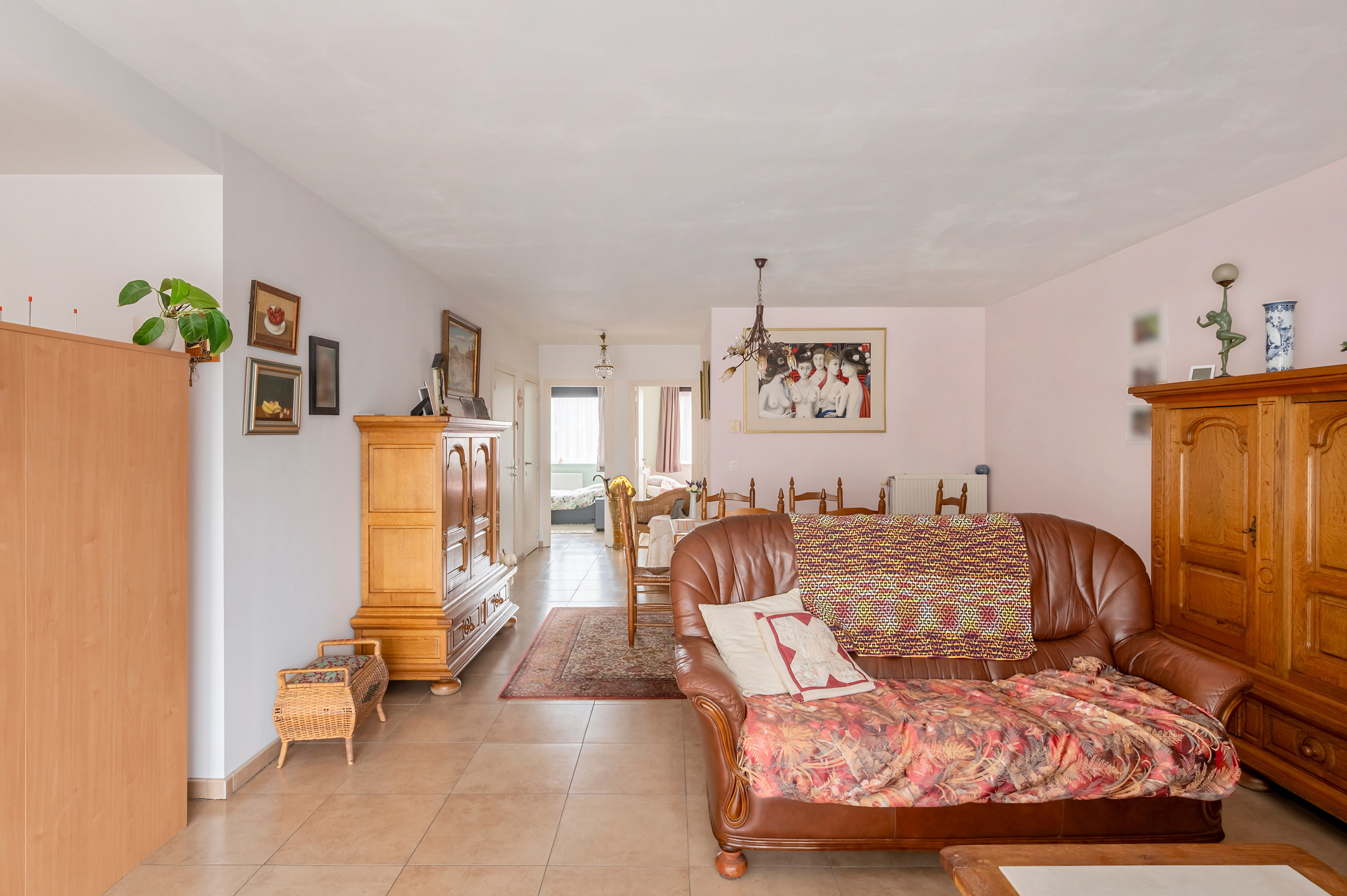 Ruim appartement op de eerste verdieping, rustig gelegen in Essen, op korte afstand van het station en het centrum. - foto 5