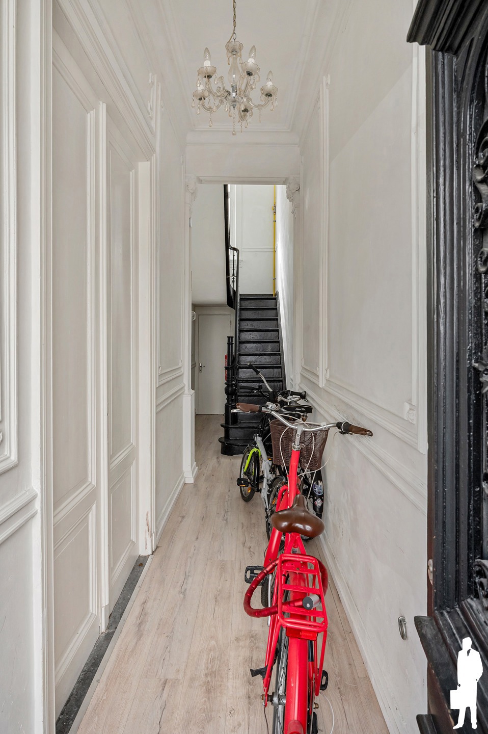 Vergunde opbrengsteigendom met 4 appartementen - foto 3
