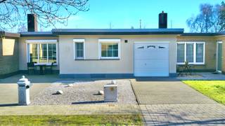 Ontdek deze volumineuze woning in Evergem, rustig gelegen in een kind vriendelijke, verkeersluwe straat. U geniet van een inpandige, ruime garage...