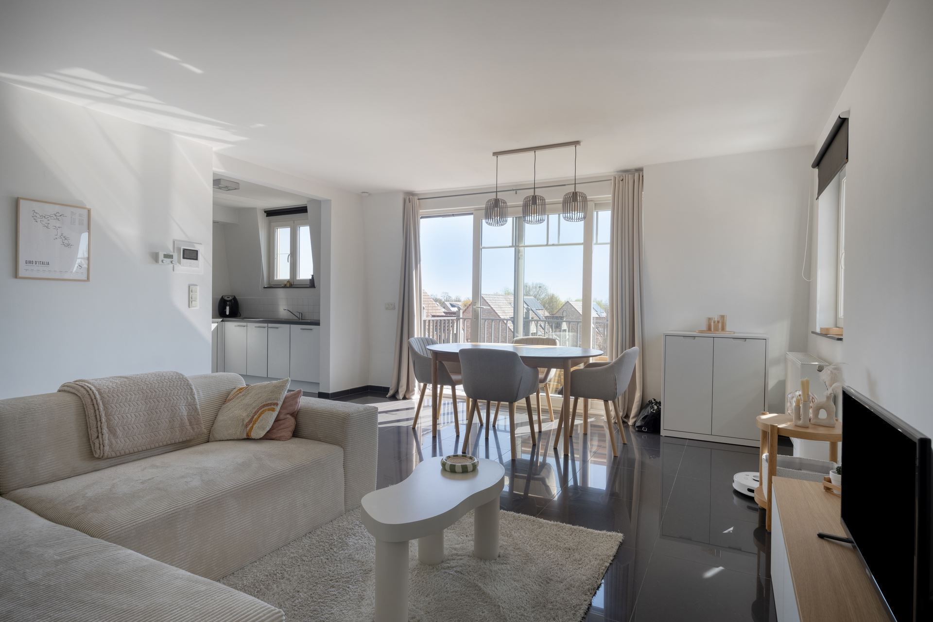 Duplex-appartement met 2 slaapkamers en terras - foto 2