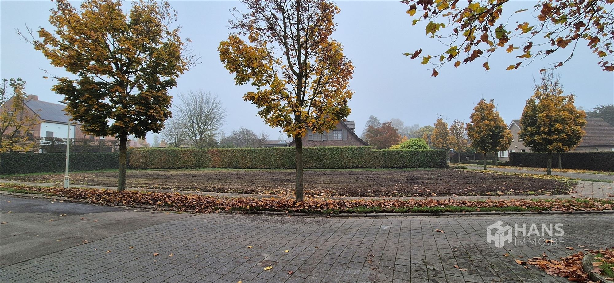 Terrain à bâtir de 688m² dans un endroit privilégié ! - photo 3