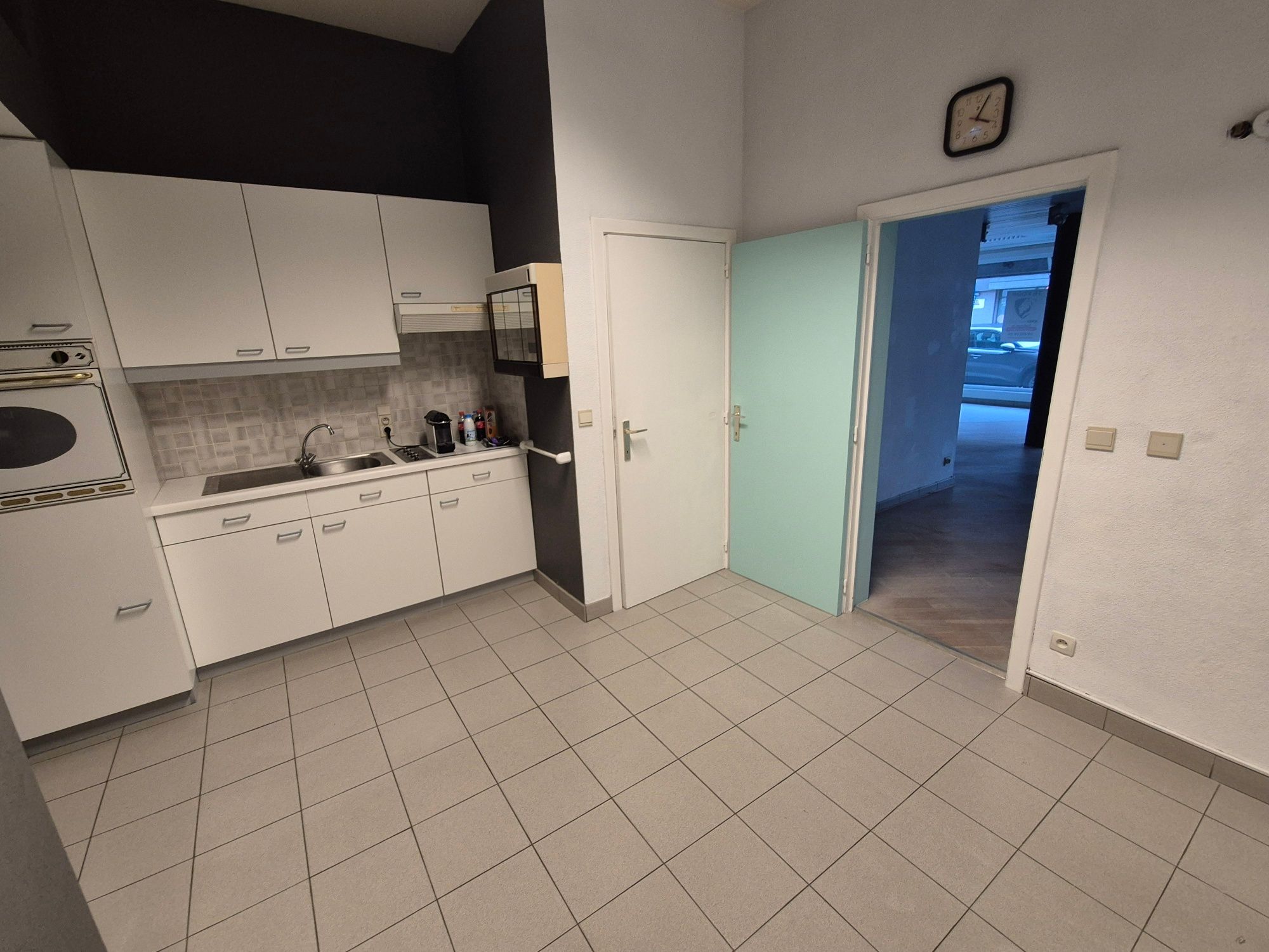 Commercieel pand met uitstekende locatie te Oostkamp - foto 5