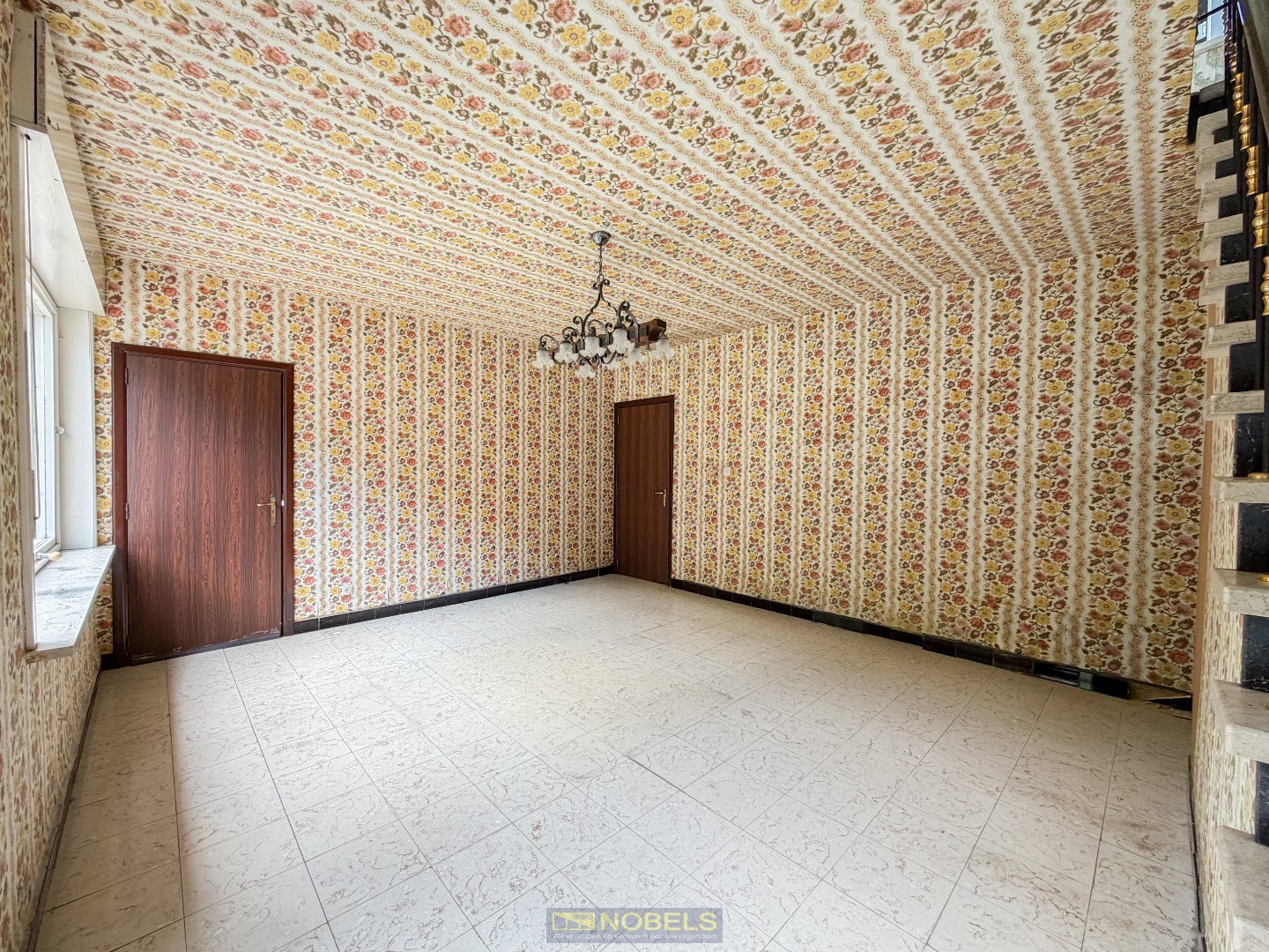 Te koop, Te renoveren open bebouwing op ruim groen perceel te Ronse! - photo 4