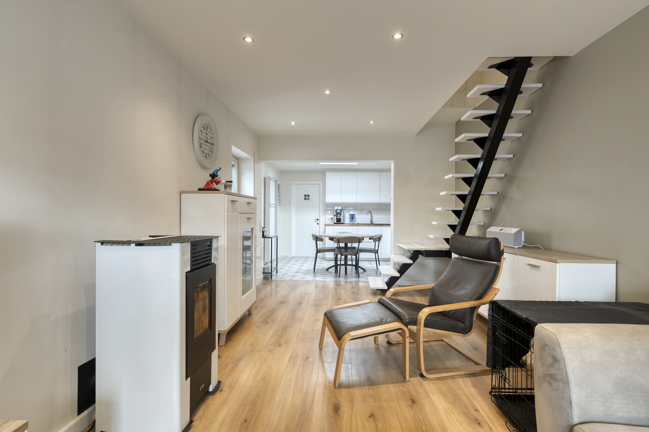 IN OPTIE. Instapklare woning met 2 slpk's en een ruime tuin. - foto 5